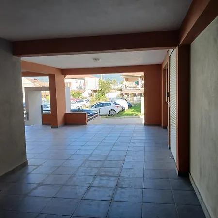 Serenity And Comfort Apartment Ioannina Exterior photo
